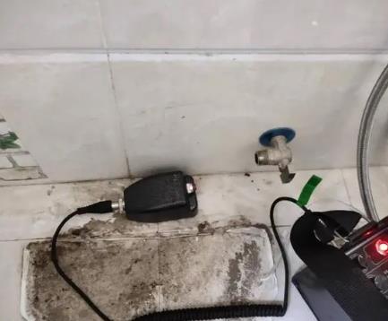 七星关屋顶漏水维修公司分享下卫生间漏水的危害及解决方法